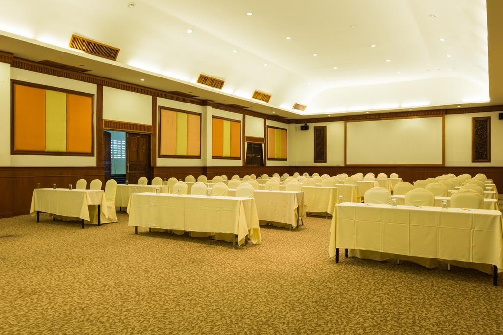 Pattawia Resort & Spa, Pranburi Exterior foto